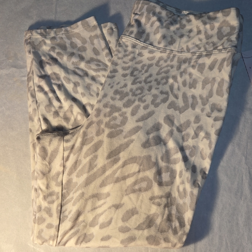 New Directions Gray Patterned Apparel